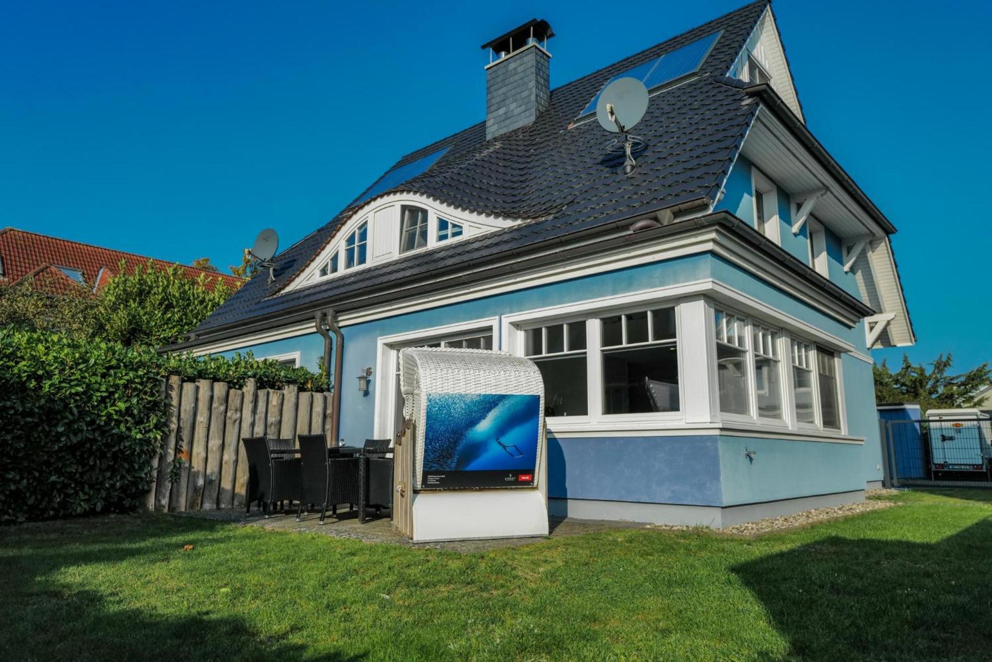 Ostseelagune Zingst, Exklusive Dhh, Strandnah, Sauna, Kamin, 3 Sz, 2 Baeder, Glasfaser, Haustierfrei, Garten Mit Suedterrasse, E-Ladesaeule, 2 Stellplaetze, Strandkorb, Fahrradschuppen, Waschmaschine, Trockner, Nichtraucher Extérieur photo